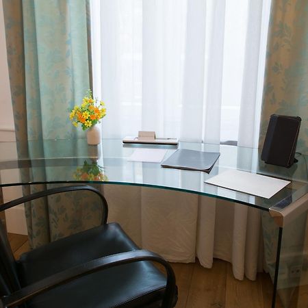 Helvetia Suites Dusseldorf Ngoại thất bức ảnh