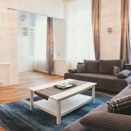 Helvetia Suites Dusseldorf Ngoại thất bức ảnh
