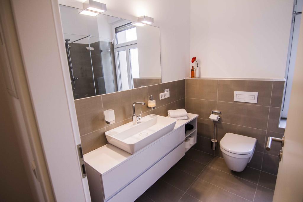 Helvetia Suites Dusseldorf Phòng bức ảnh