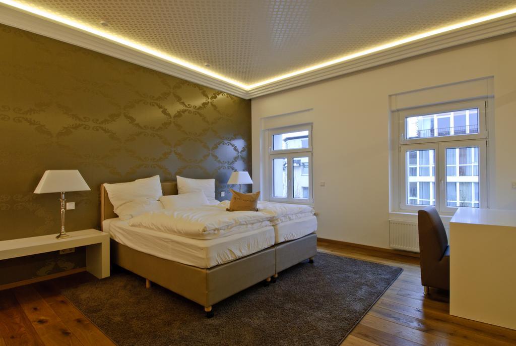 Helvetia Suites Dusseldorf Ngoại thất bức ảnh