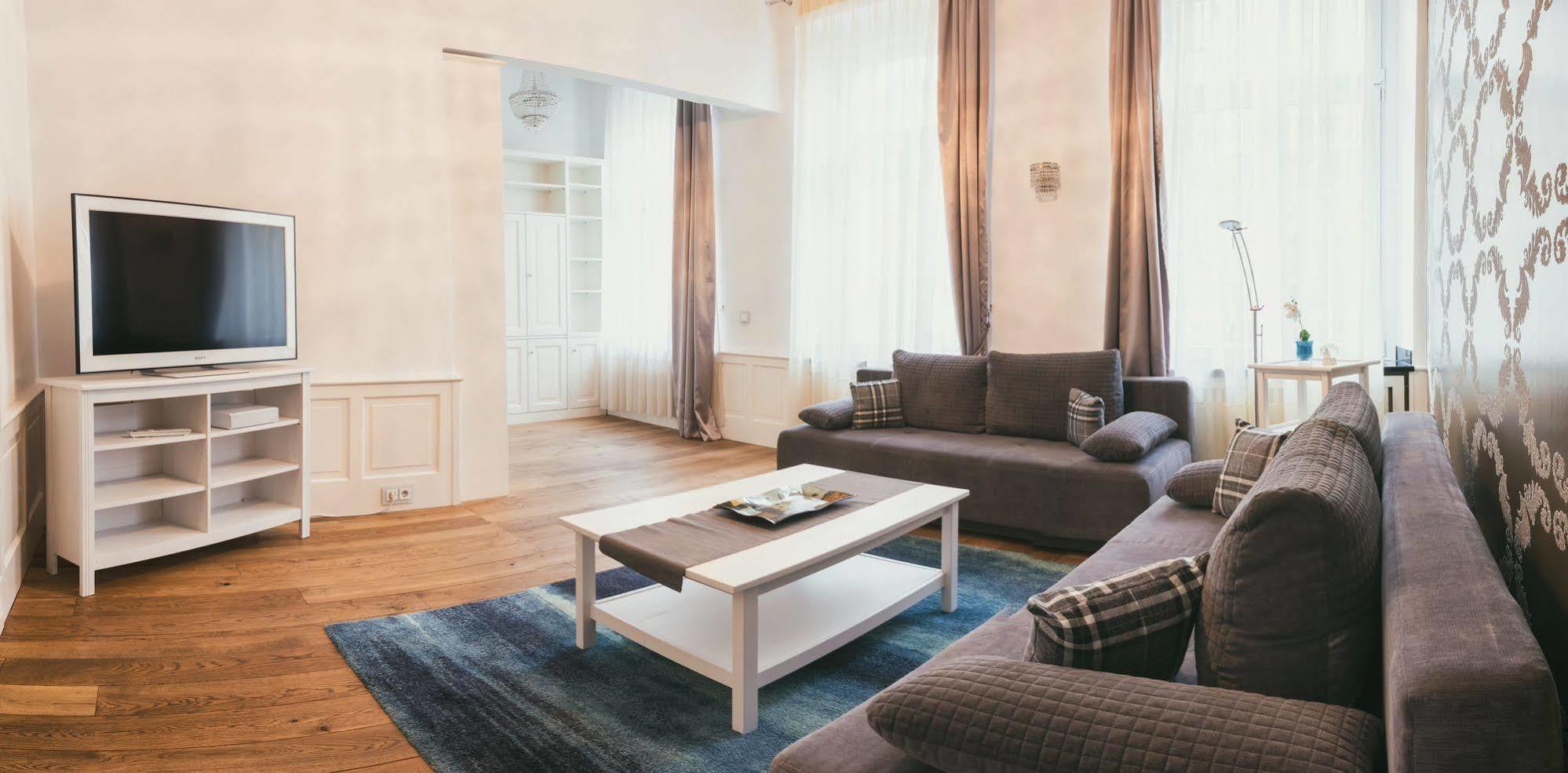 Helvetia Suites Dusseldorf Ngoại thất bức ảnh