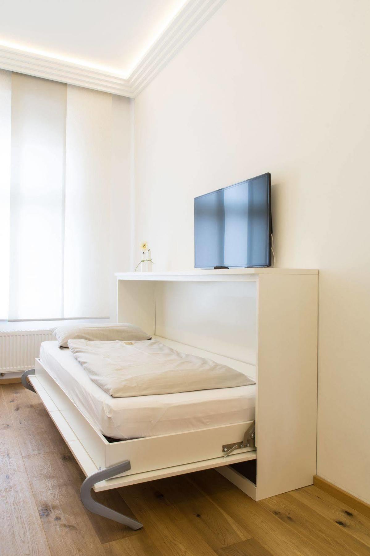 Helvetia Suites Dusseldorf Ngoại thất bức ảnh